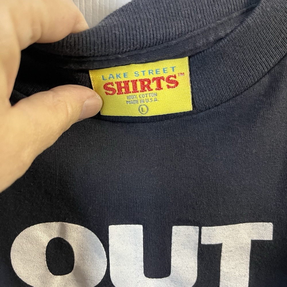 Vintage 1990s Lake Street Shirts "Out Of Body - Back In 5 Minutes" Graphic Tee - Picture 3 of 9